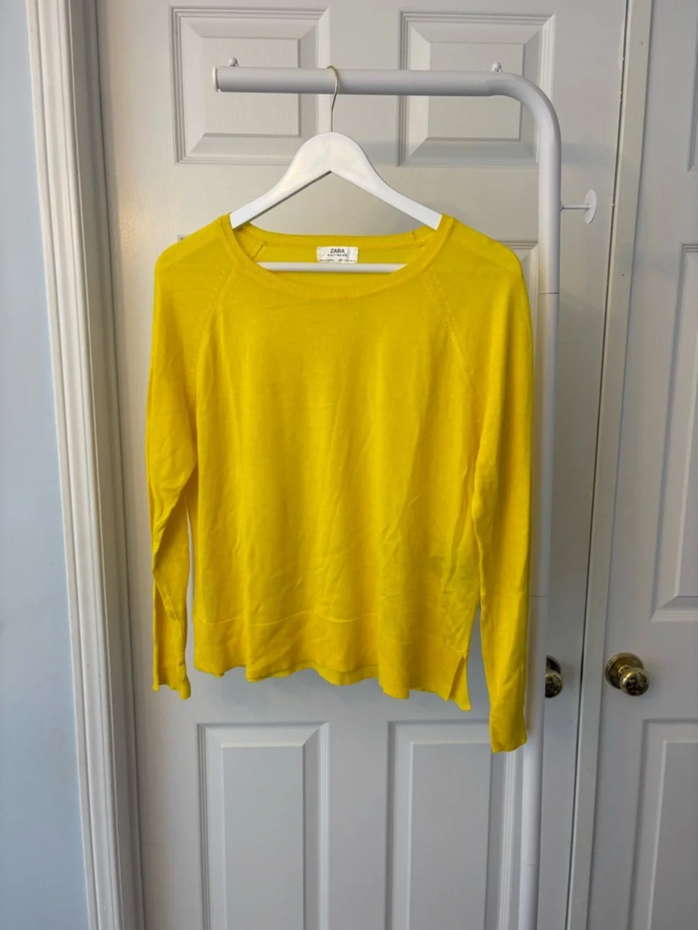 Zara Sunny Yellow Lightweight Crewneck Sweater Top Size Medium - Picture 7 of 10